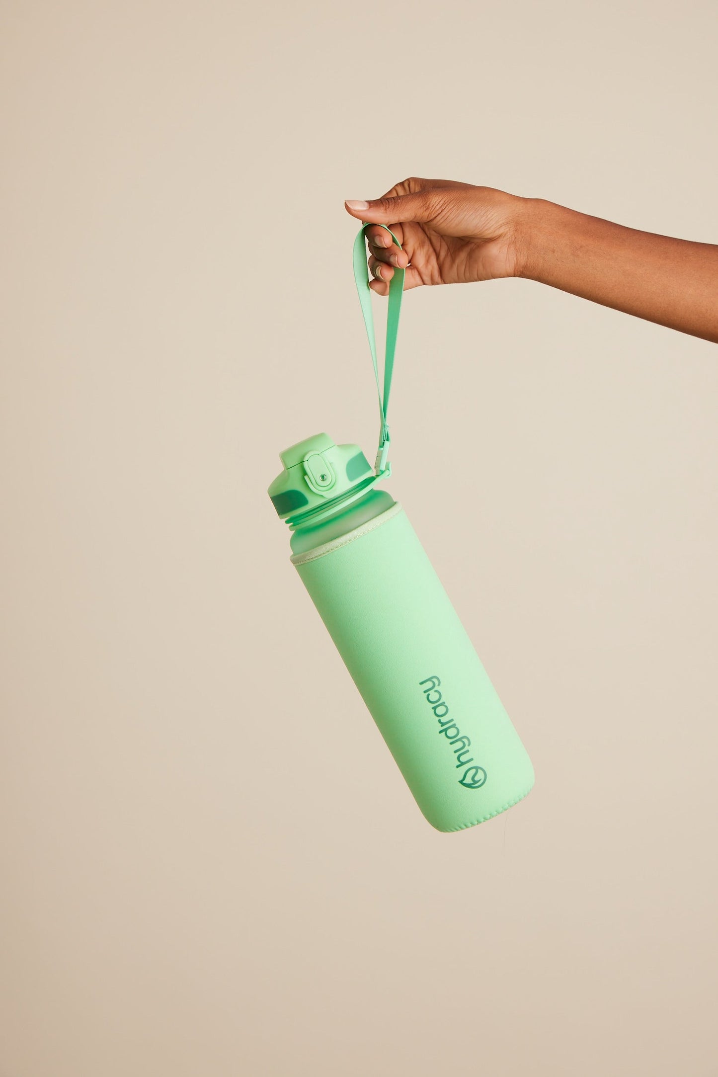 Coach 32 oz / 1 L with Time Marker and Straw Lid