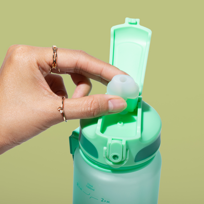 Coach 32 oz / 1 L with Time Marker and Straw Lid
